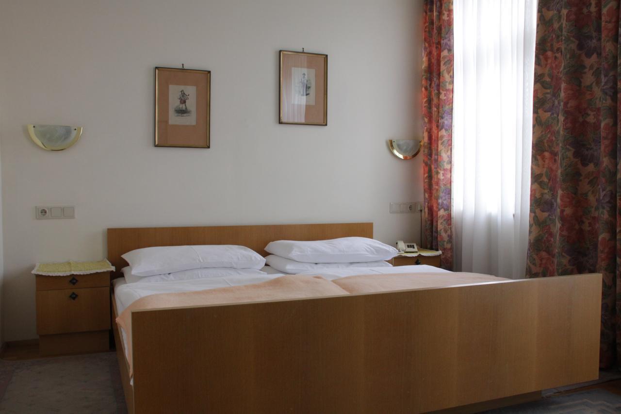 Hotel Restaurant Wachauerhof Spitz an der Donau Exteriör bild